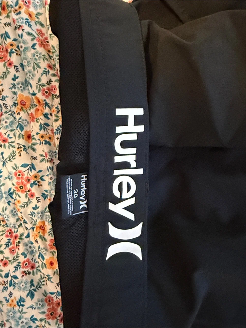 Hurley classic black